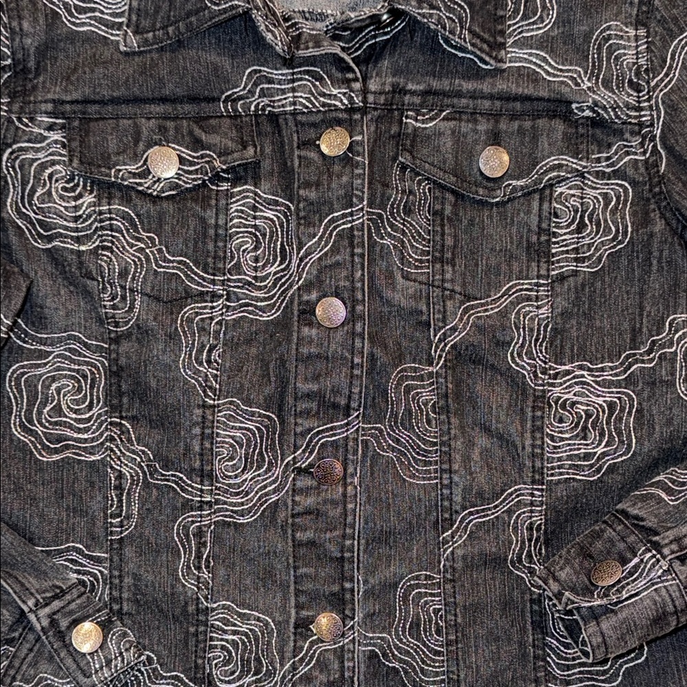 Ruby Rd Black Denim Jacket Embroidered Swirl Print Button Front Size 8 - Picture 4 of 10